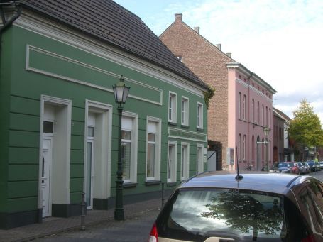 Kerken-Nieukerk : Krefelder Straße 